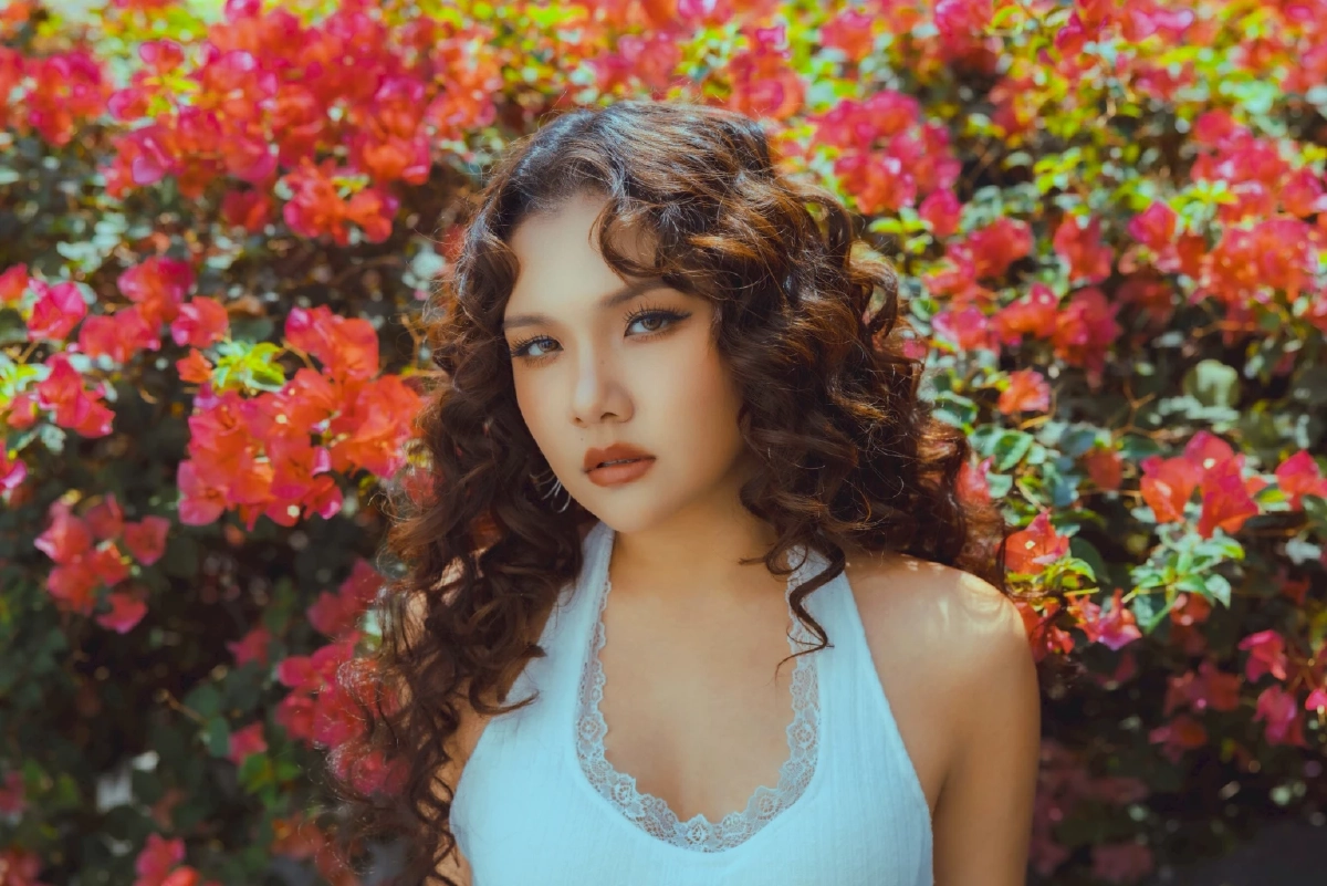 “Flower.far”  บุกตลาดญี่ปุ่น ปล่อยสารคดี ลุยอัลบั้มภาษาญี่ปุ่น