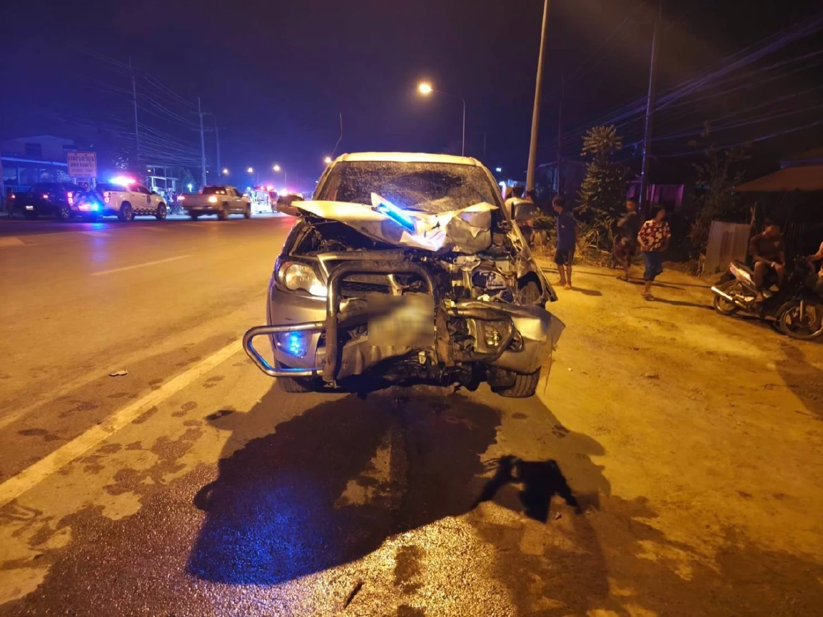 โรงเรียนโพสต์อาลัย 4 นักเรียนชาย ศิษย์เก่า ถูกกระบะชนดับ