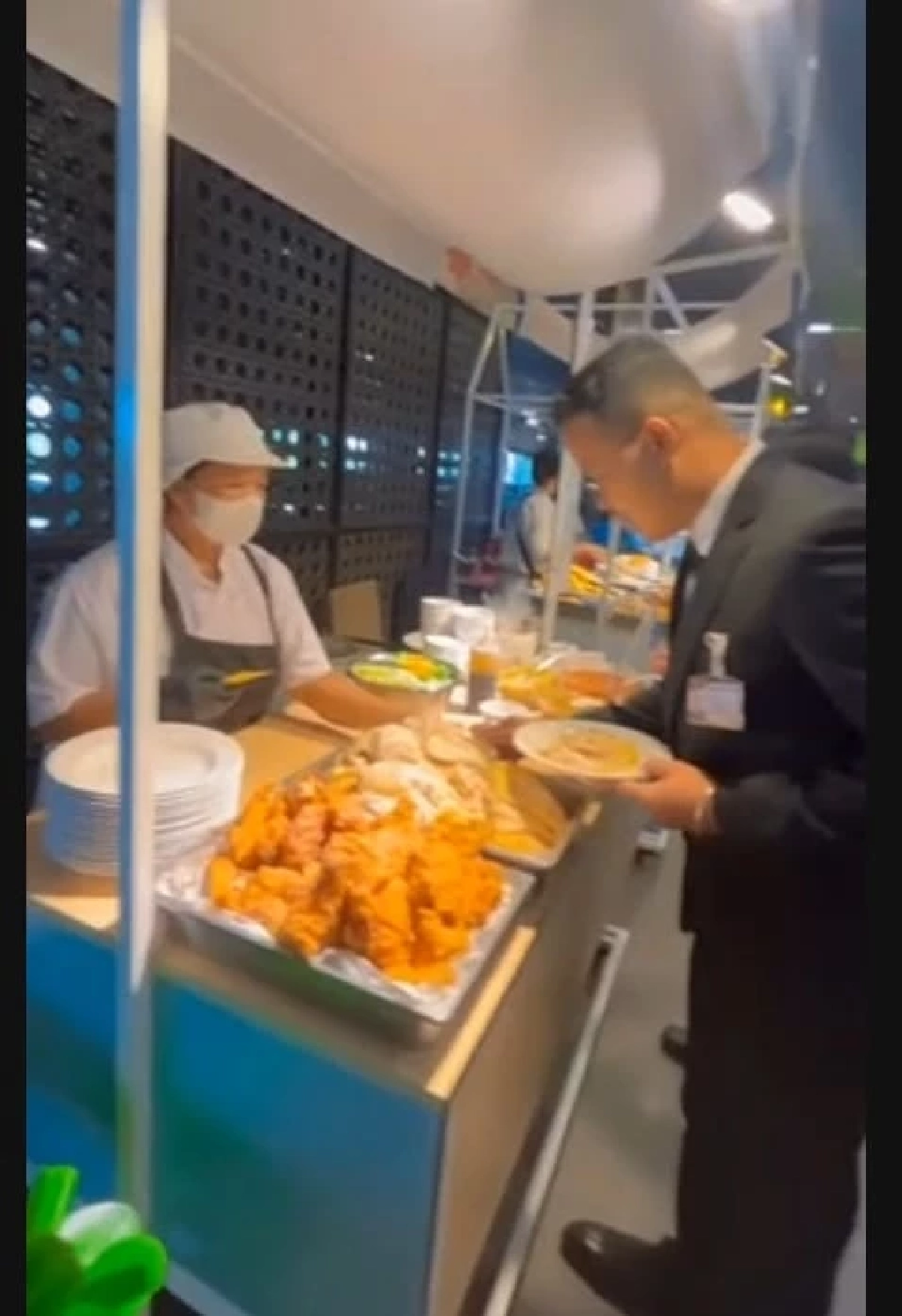 ดีเดย์! เริ่มแล้ววันนี้ สส.ซื้อข้าวกินเองเหมือนประชาชนทั่วไป