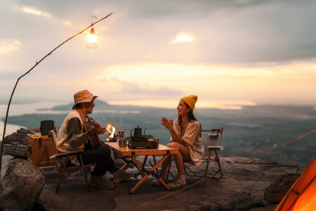 เผยผลสำรวจ Gen Z ไทยแห่เที่ยวสั้น 'ชาร์จพลัง' เมินทริปยาว เน้นบ่อย-คุ้มค่า-ไม่บานปลาย!