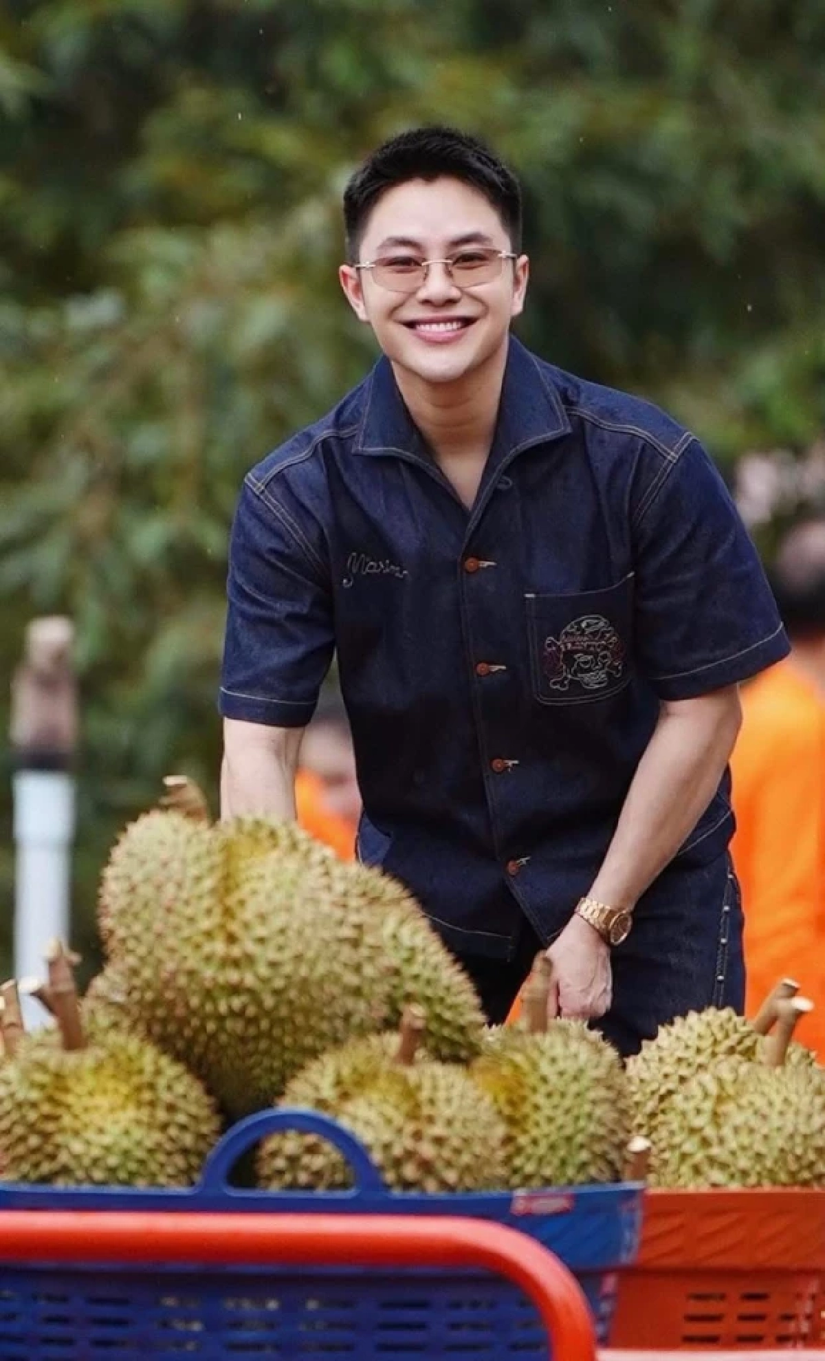 วิจารณ์เพียบ! "วิน วิลเลียม" เหมาทุเรียนเกรดส่งออก เอามาขายหลักสิบบาท