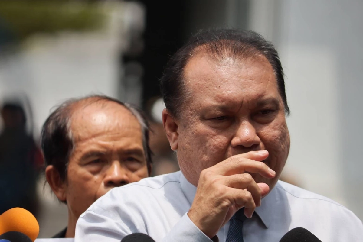 ”สนธิญา“ จ่อยื่นศาลฎีกาฯ ขอให้ 10 สส.ปชน. หยุดปฏิบัติหน้าที่