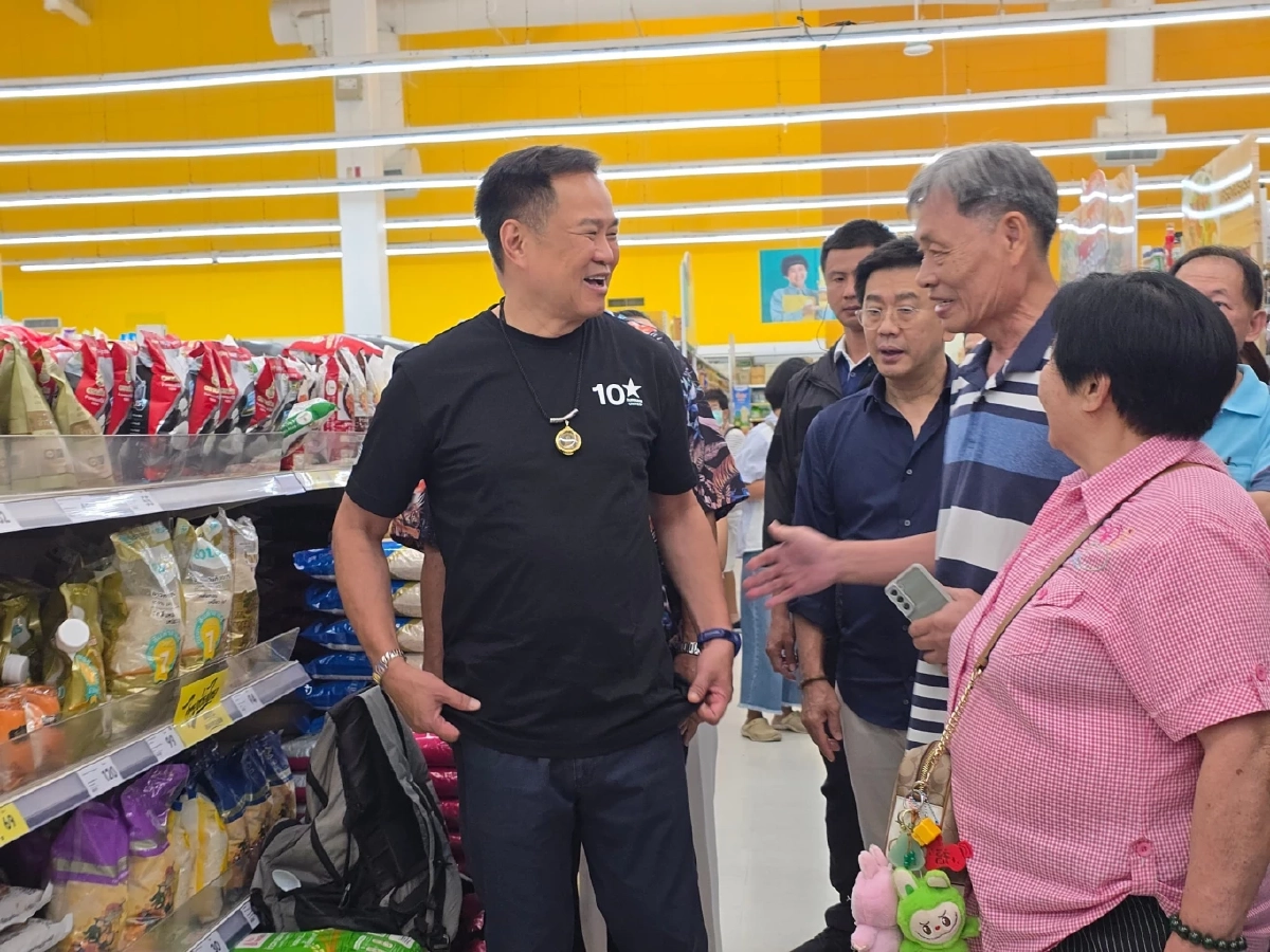 นายกฯ บุกห้าง! ส่อง "ไทยช่วยไทย" ฟังเสียง ปชช. "แก้น้ำมันแพงด้วย"