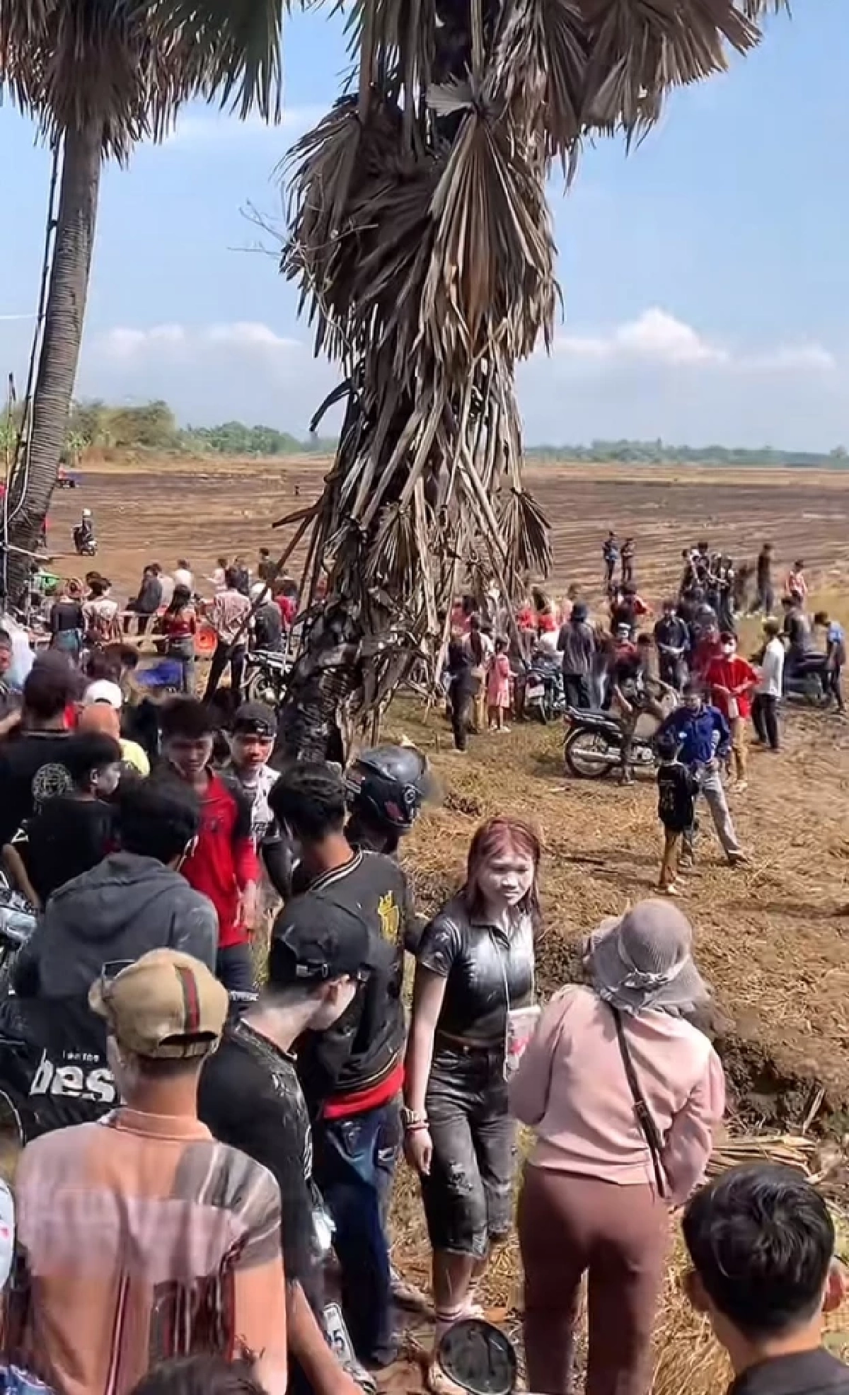 โจล-ชนัม-ทเม็ย