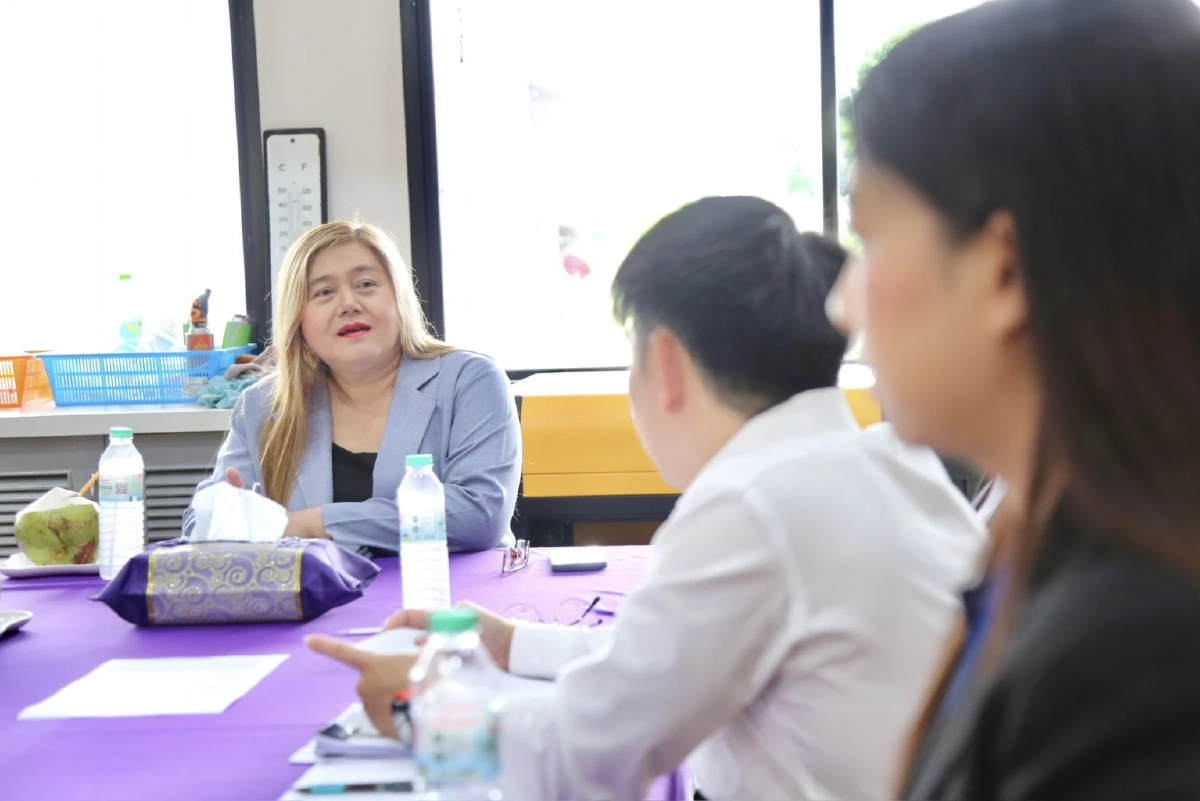 รมช.ศธ. ส่งทีม "ครูจวง" สั่งเช็กยิบสอบเทียบ ยัน! ต้องโปร่งใส มาตรฐานเดียวทั่วไทย