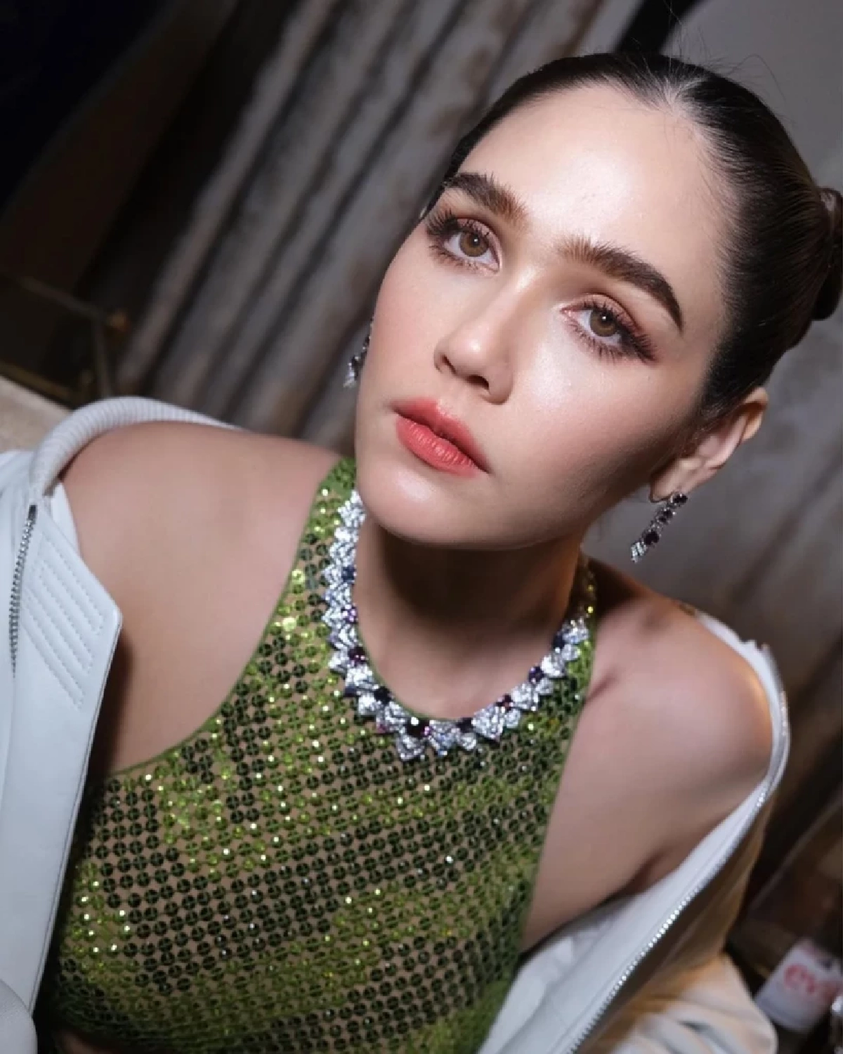 เปิดบทสนทนาสุดลึก "ชมพู่ อารยา" ประกาศก้องเป็น Introvert ไม่เน้นเสิร์ฟใคร