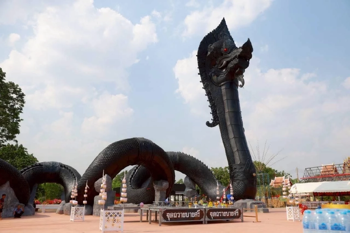 แตกตื่นเลขเด็ด 16/4/69 'องค์พญานิลกาฬนาคราช' โผล่ครบทุกมิติ