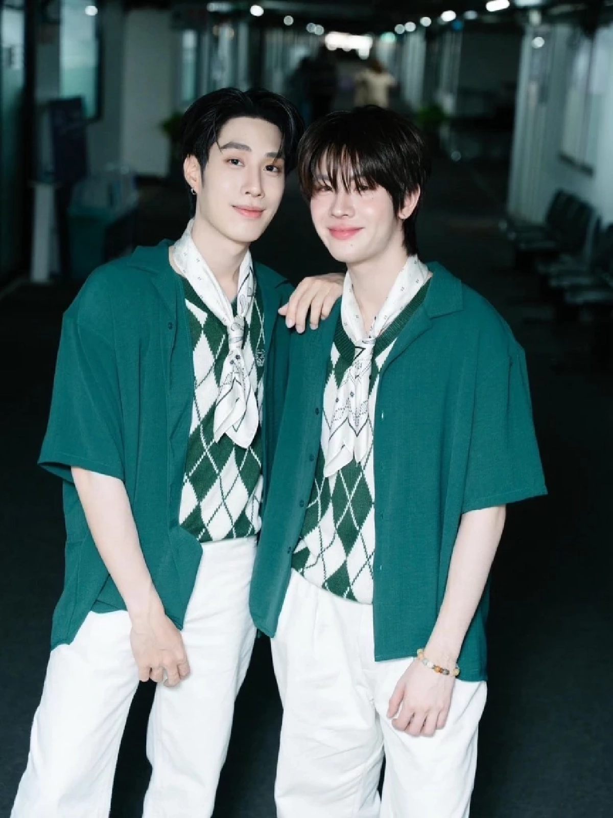 ‘เติ้ล-เฟิร์สวัน’ สาดความหวานรับสงกรานต์ ช็อตจุ๊บทำถึงเกินคุณน้า!