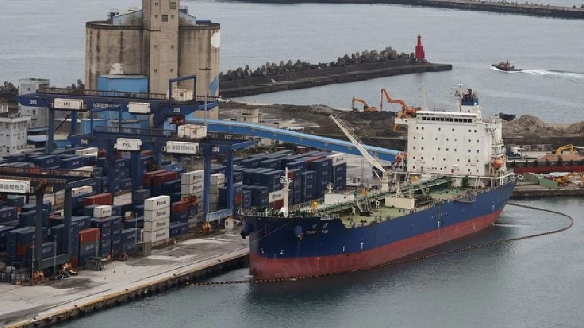 สัญญาณบวก! โรงกลั่นเอเชีย เร่งส่งออกน้ำมันดีเซล-เครื่องบิน หวังโกยกำไรช่วง พ.ค. นี้