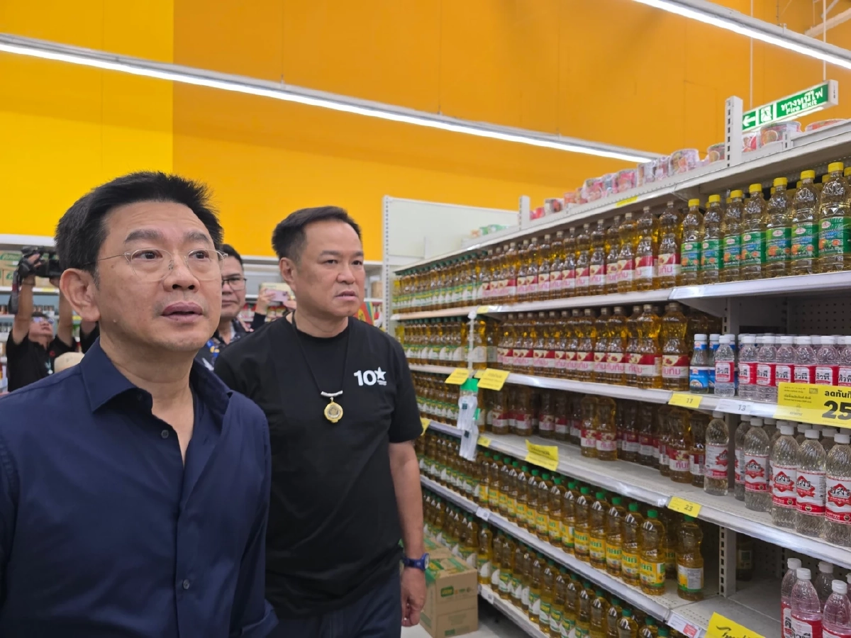 นายกฯ บุกห้าง! ส่อง "ไทยช่วยไทย" ฟังเสียง ปชช. "แก้น้ำมันแพงด้วย"