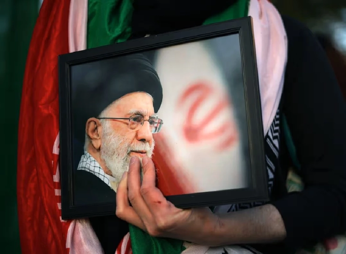 ไฟแค้นสุมอก! "โมจทาบา" ขอล้างแค้นให้พ่อ ประกาศชัยชนะเหนือ "สหรัฐฯ-อิสราเอล"