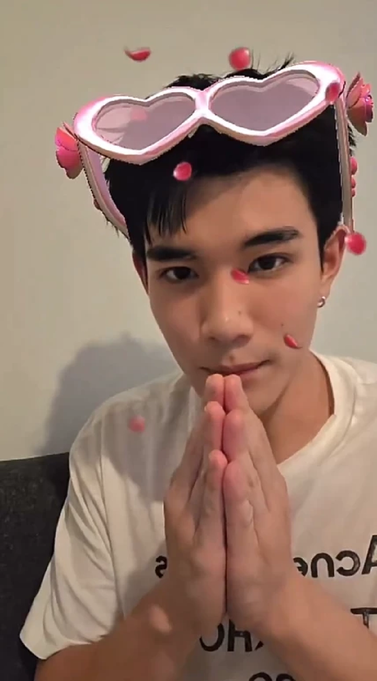 ไวรัลสนั่น! 'โฟร์ท ณัฐวรรธน์' ไลฟ์ TikTok รีบแบรกดราม่าน่าเอ็นดู