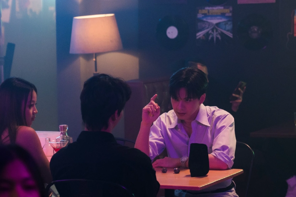 เรื่องย่อ 'Magic Move ทำนายทายรัก' ซีรีส์วายมาแรง! ก่อนฟินหน้าจอ