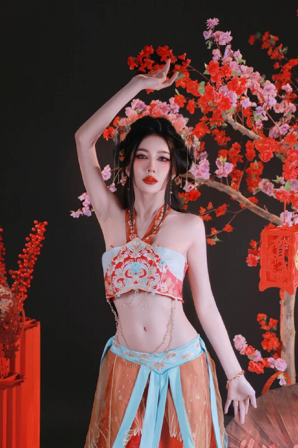 "เบนซ์ พริกไทย" ขึ้นแท่นศิลปินฮอต! เตรียมจัดคอนเสิร์ต 25 เม.ย. นี้