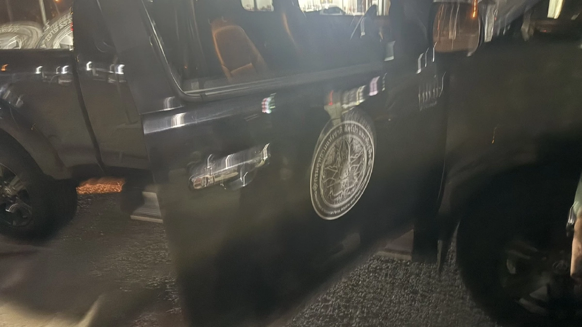 งามไส้! ลูกจ้างอุทยานฯใช้ตราปลอม ทส. ติดรถ หวังตบตาเจ้าหน้าที่แอบขนแรงงานจีนเทา