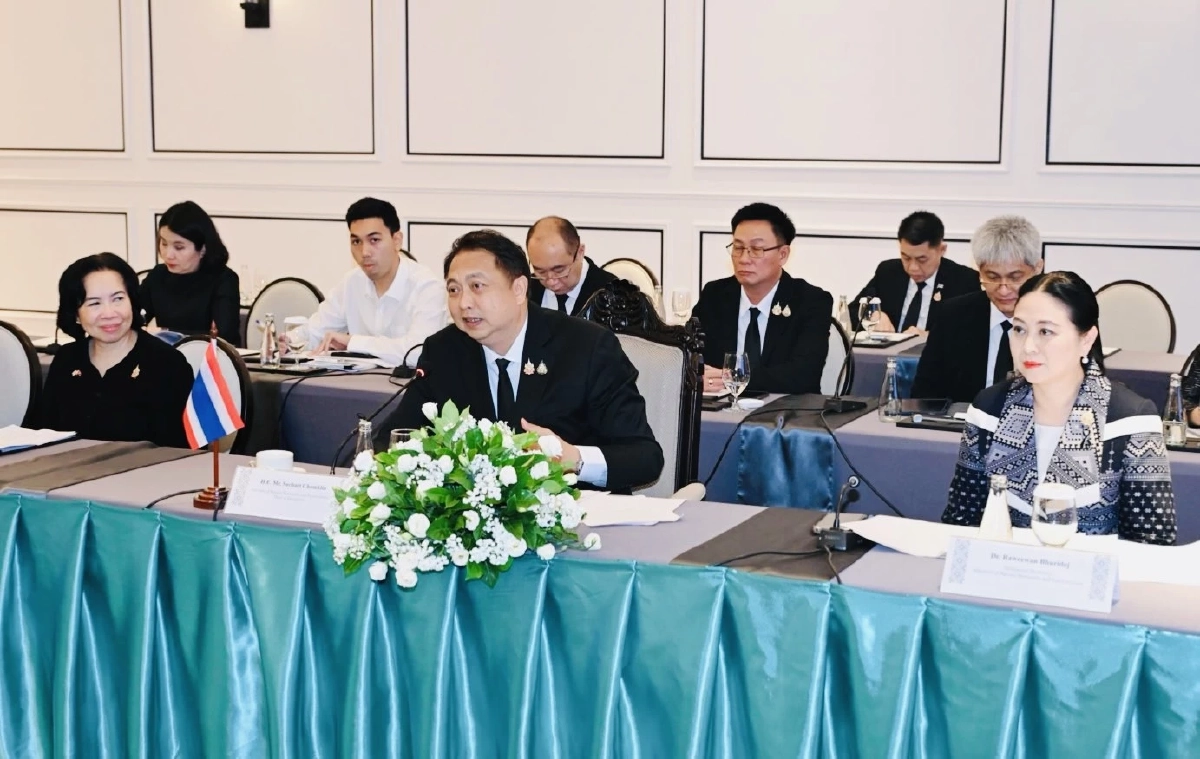 รมว.ทส. เยือนลาวถกปมฝุ่นข้ามแดน ดีเดย์ใช้ระบบตรวจสอบย้อนกลับข้าวโพด-สายด่วนแก้ไฟป่า