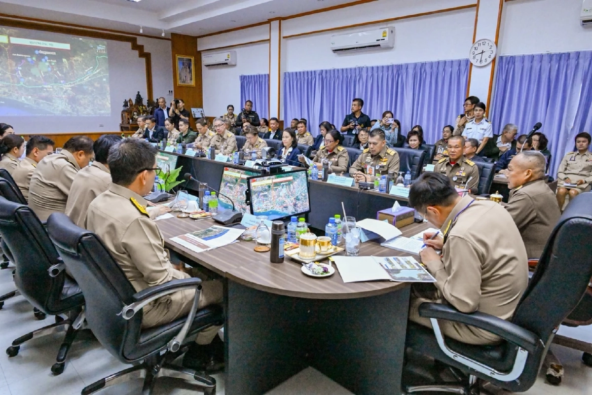 ราชเลขานุการในพระองค์ฯ ลงพื้นที่ติดตามโครงการพระราชดำริ "หุบกะพง-ห้วยทราย"