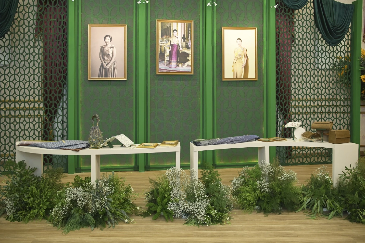 สถาบันพระปกเกล้า ร่วมกับแบรนด์ SIRIVANNAVARI จัดงาน ‘A Legacy in Bloom’