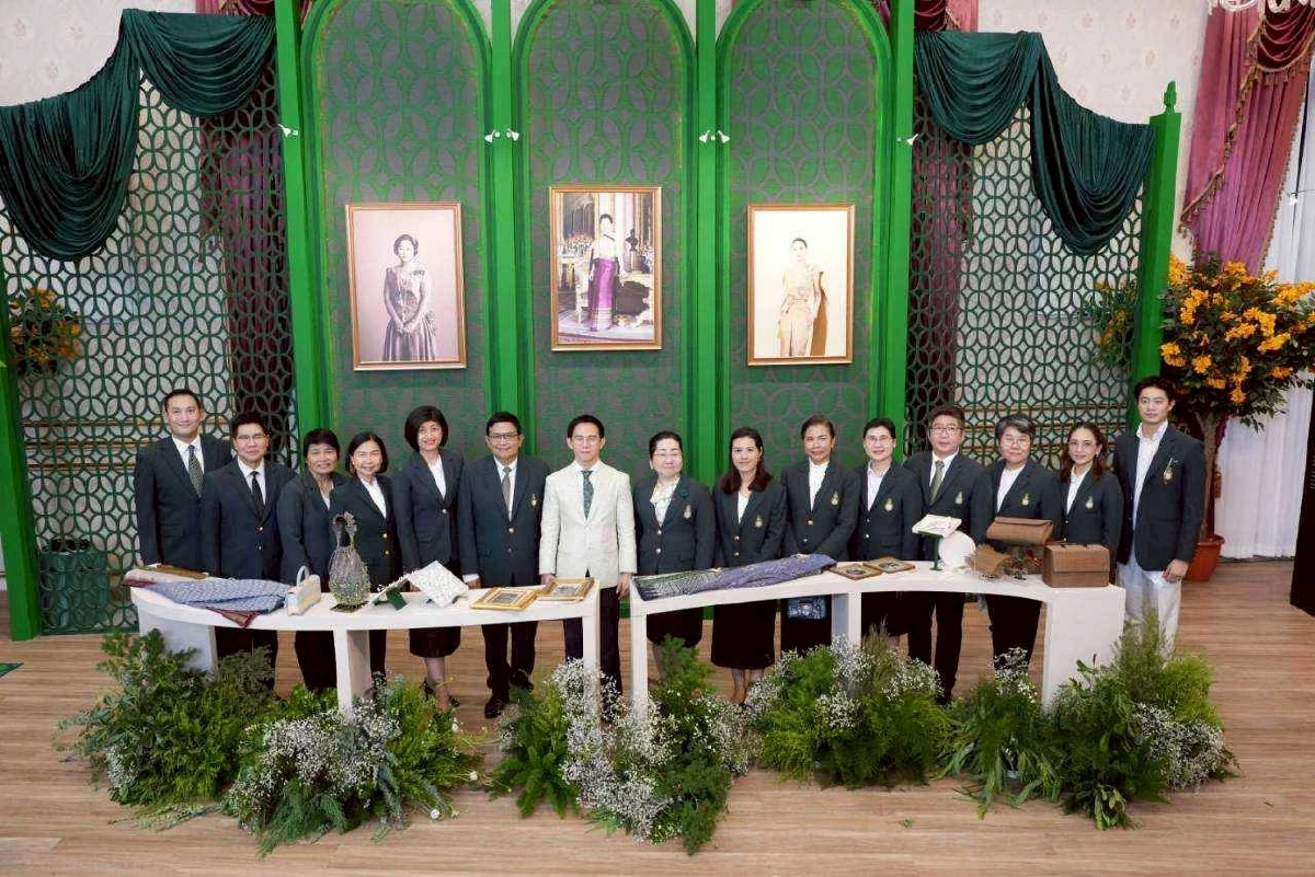 สถาบันพระปกเกล้า ร่วมกับแบรนด์ SIRIVANNAVARI จัดงาน ‘A Legacy in Bloom’