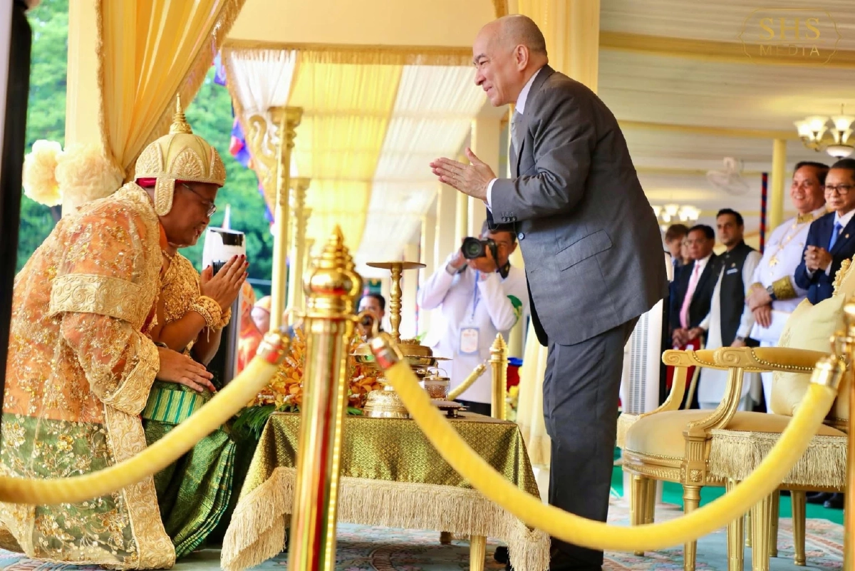 แรกนาขวัญเขมร