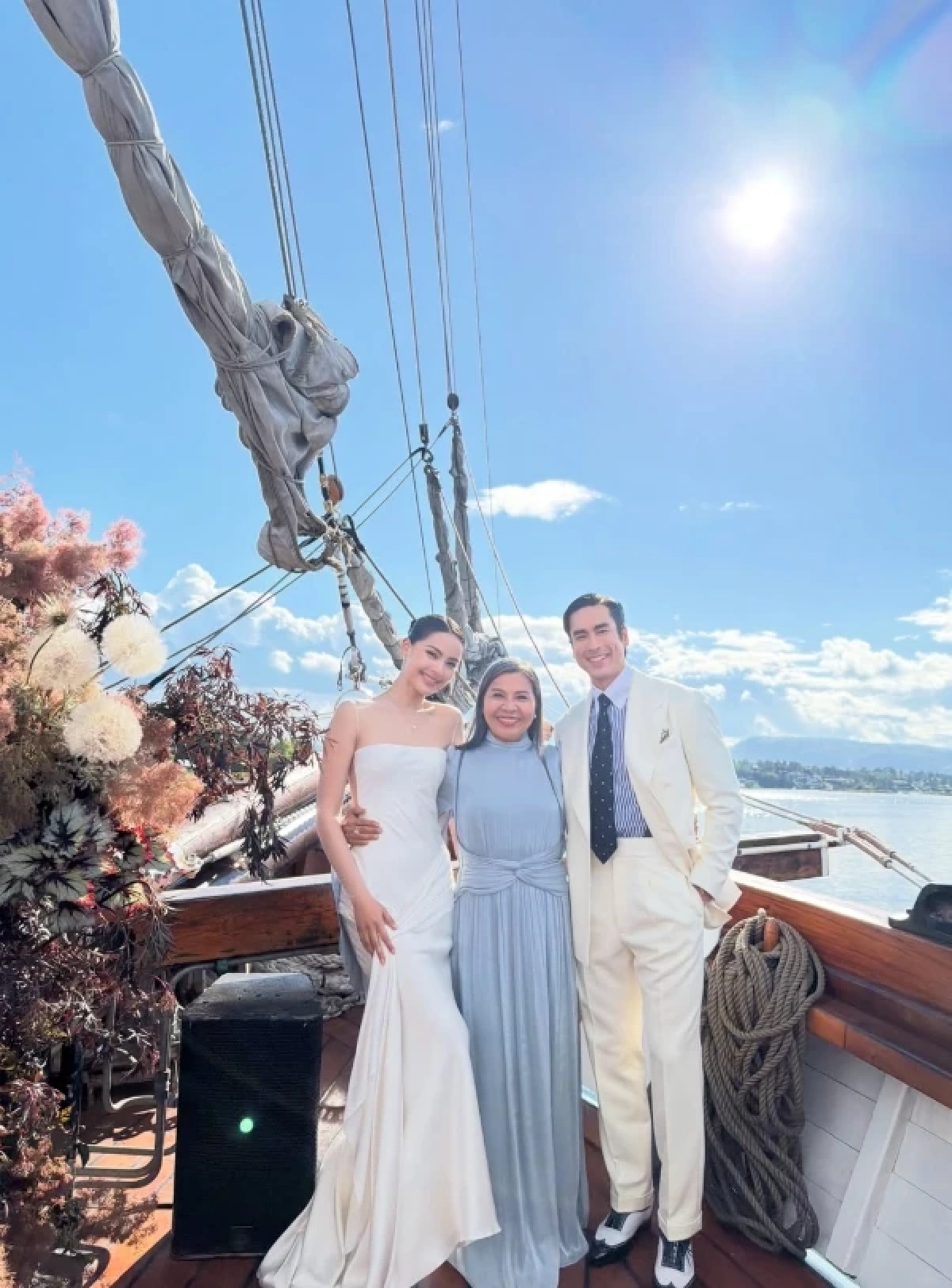 สวยหล่อทั้งคู่! งานแต่ง "ณเดชน์ - ญาญ่า" ที่นอร์เวย์ เต้นเปิดตัวน่ารักมากๆ