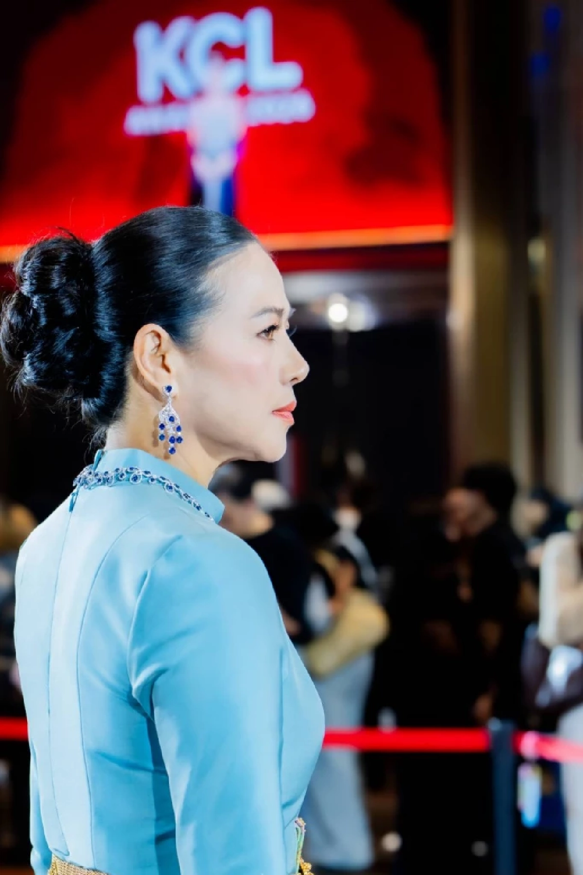 "กบ ปภัสรา" สวยอมตะระดับตำนาน! งามทรงคุณค่าบนพรมแดง KCL Awards2026