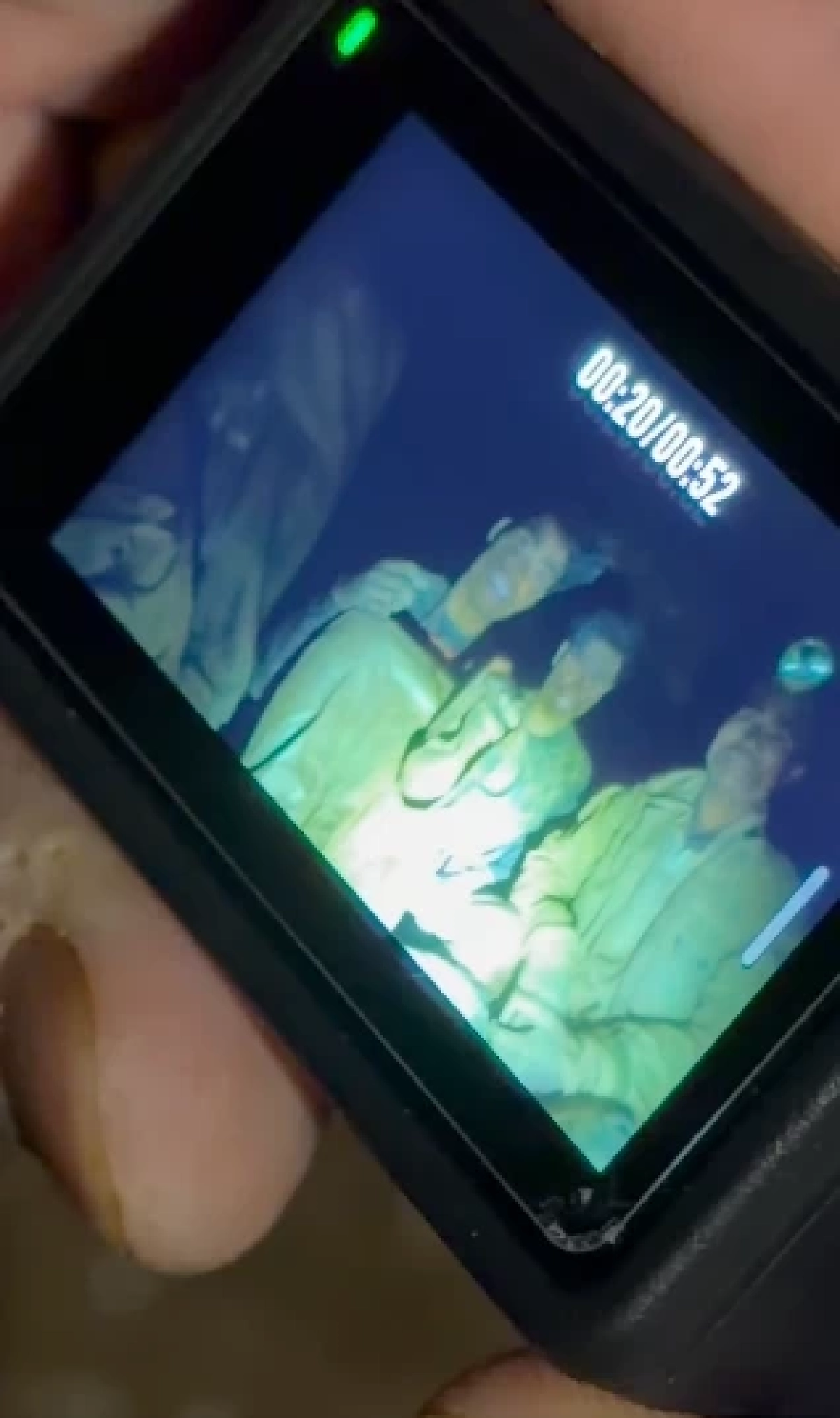 เปิดภาพวินาทีพบ 5 ผู้รอดชีวิต ติดถ้ำในลาว เร่งค้นหาอีก 2 ราย