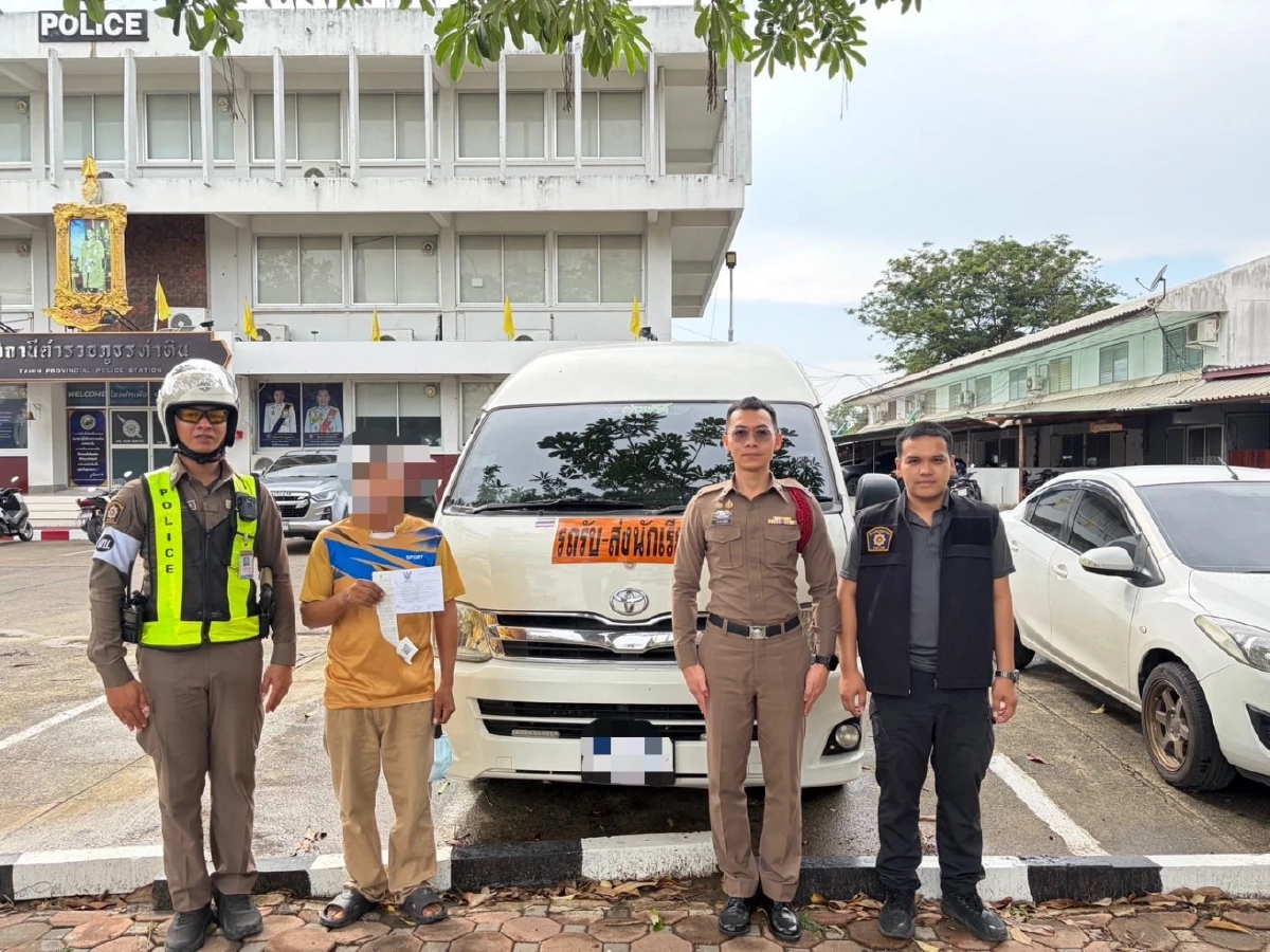 แจ้งข้อหา "คนขับรถตู้" รับ-ส่งนักเรียน ฝ่าไม้กั้น อ้างไม่ชินทาง