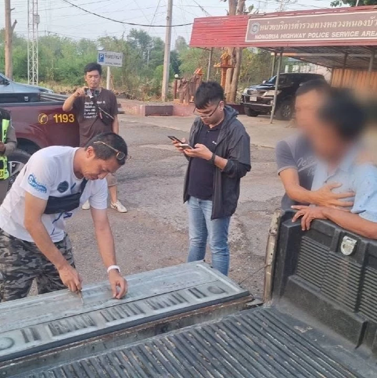 สกัดจับ! กระบะดัดแปลง ซุกยาบ้า 500,000 เม็ด เตรียมส่งใต้
