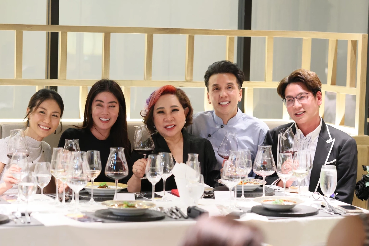 เปิดมิติใหม่ "อาหารเกาหลี" ร้อยเรียง 7 คอร์สสุดประณีต โดยซอมเมอลิเยร์แถวหน้า