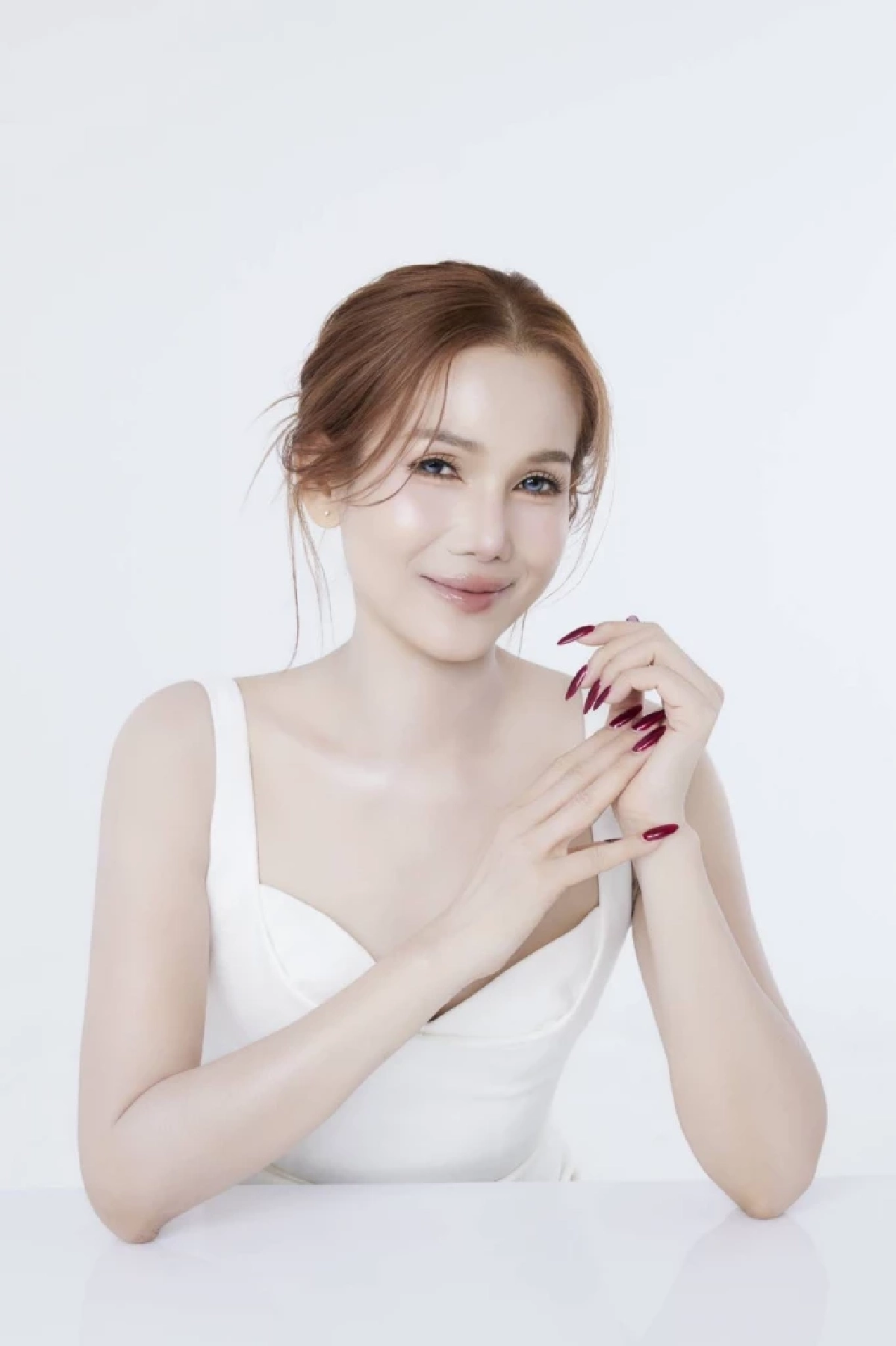 ชาวเน็ตทักแรง! นางเอกลิเกระดับตำนาน "จิ้งหรีดขาว" ไปทำอะไรมา