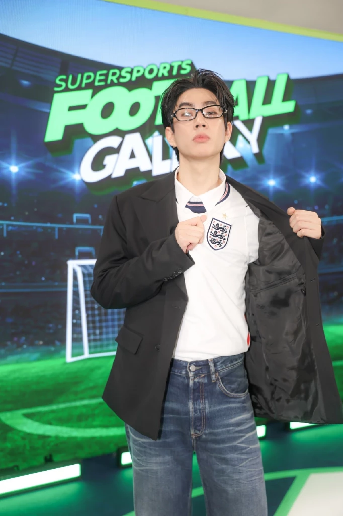 "ออฟ จุมพล" เผยเบื้องหลังทริปแซ่บ "ออฟกัน" อวยยศรุ่นน้องคอนเสิร์ต LOL