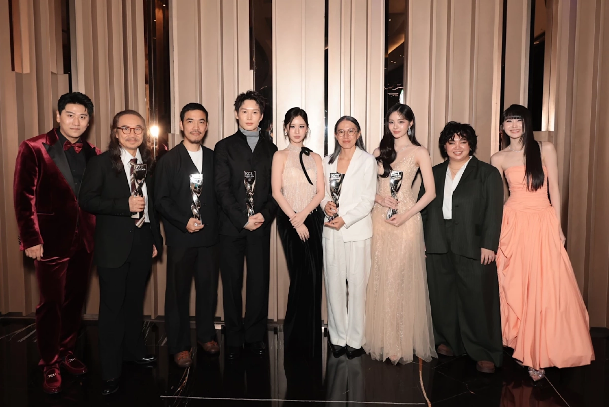 "GDH"  กวาดเรียบคว้า 5 รางวัลใหญ่ “คมชัดลึก อวอร์ด ครั้งที่ 22