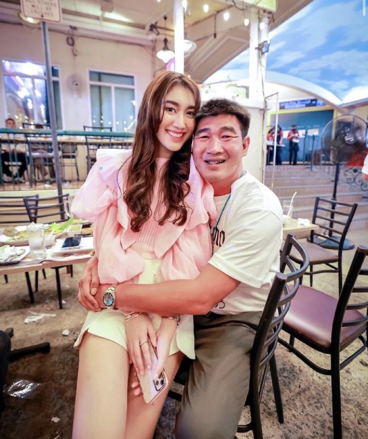 ‘เบส คำสิงห์’ ตอกกลับคนแซะเกาะพ่อดังร่ายยาวความภูมิใจถึง ‘สมรักษ์’