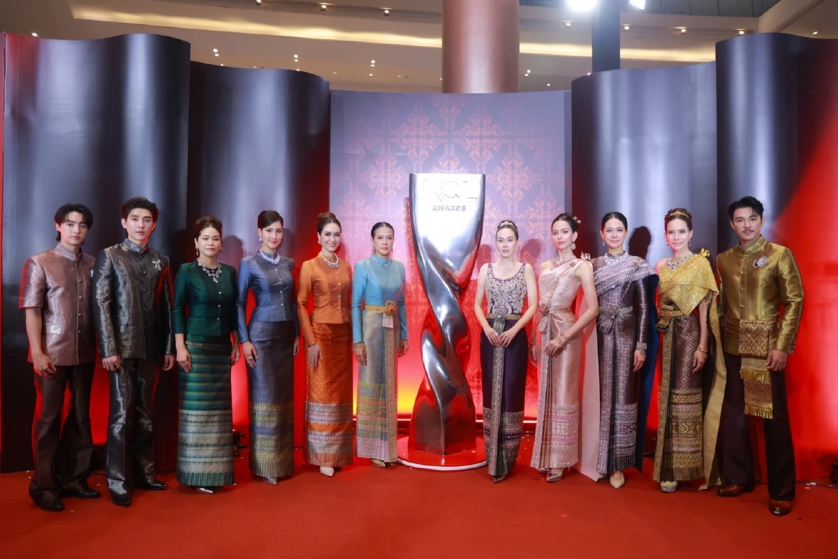 สรุปผลรางวัลรวม 'คมชัดลึก อวอร์ด ครั้งที่ 22' ทั้งหมด ซูปตาร์ตัวท็อปทั่วไทยแห่ร่วม