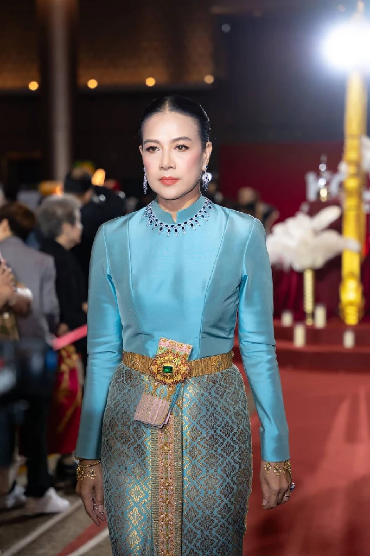 "กบ ปภัสรา" สวยอมตะระดับตำนาน! งามทรงคุณค่าบนพรมแดง KCL Awards2026
