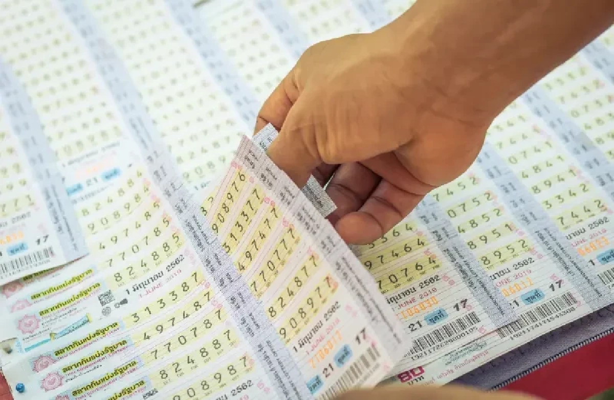 โค้งสุดท้ายส่องด่วน!  ‘10 เลขขายดัง หวยงวด1 มิ.ย. 69 รวมเลขมงคล-อาลัยดาราดัง