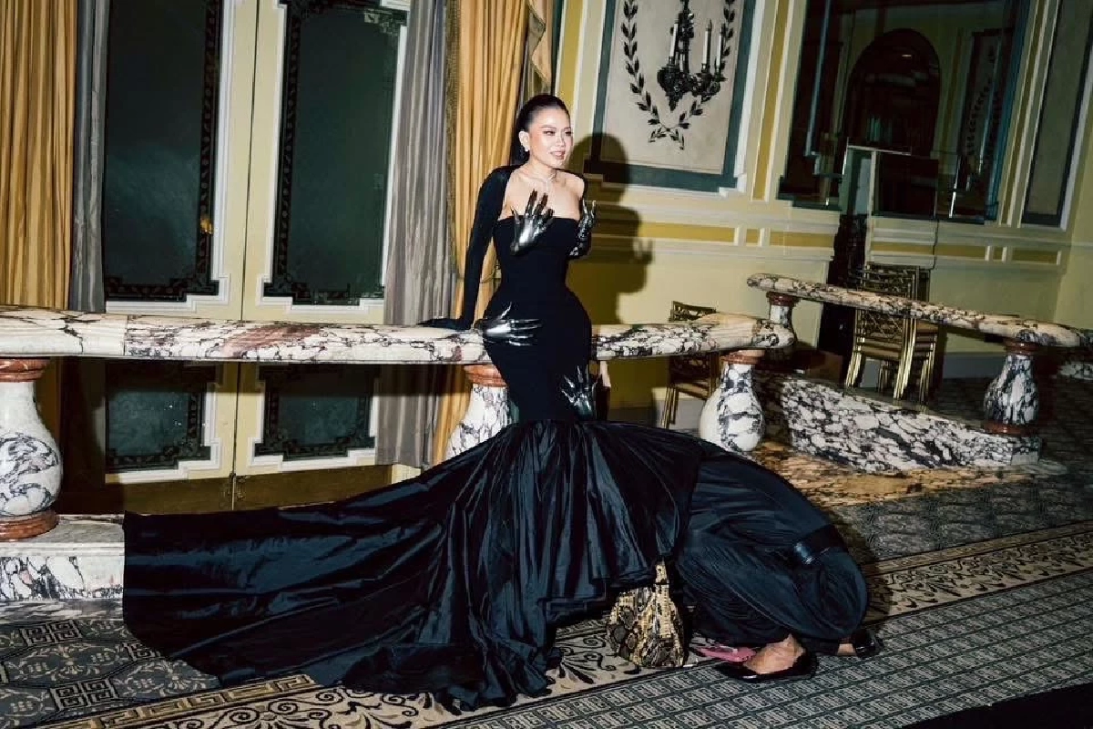‘ลิซ่า- ป่าน ณิชาภัทร’ เขย่าพรมแดง Met Gala 2026 ดันไทยแลนด์ขึ้นเทรนด์โลก!