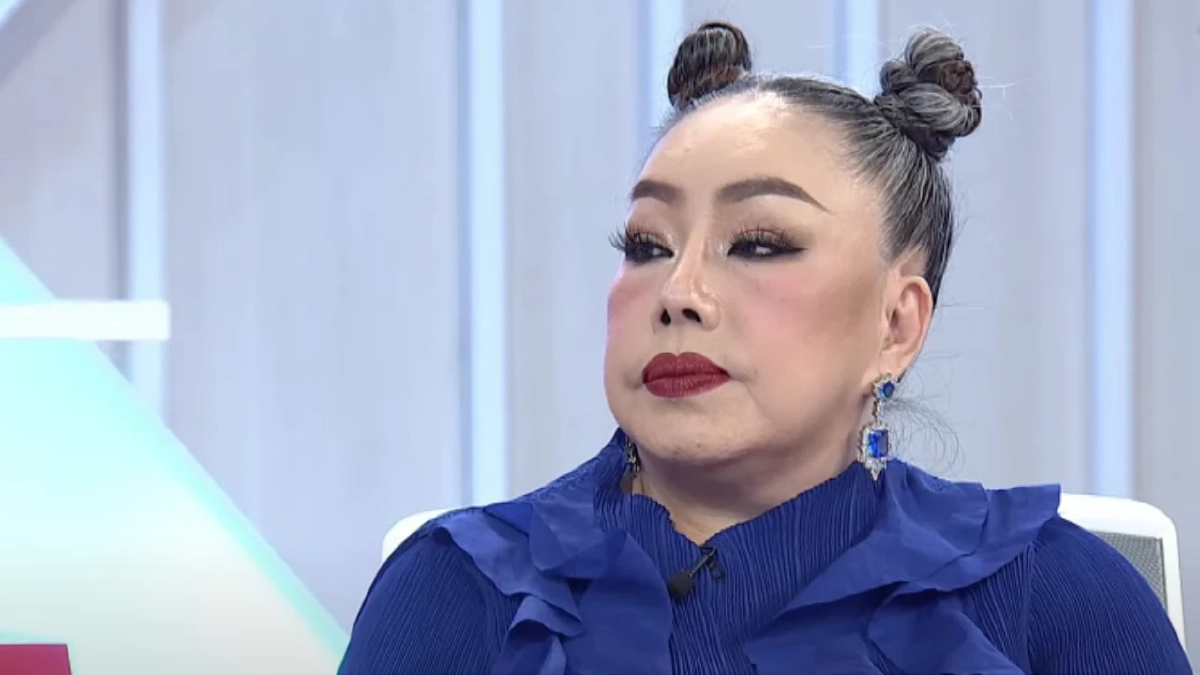 ‘ลีน่าจัง’ เตือนสติ ‘ทราย สก๊อต’ หยุดแฉครอบครัว แนะควรขอขมาแม่