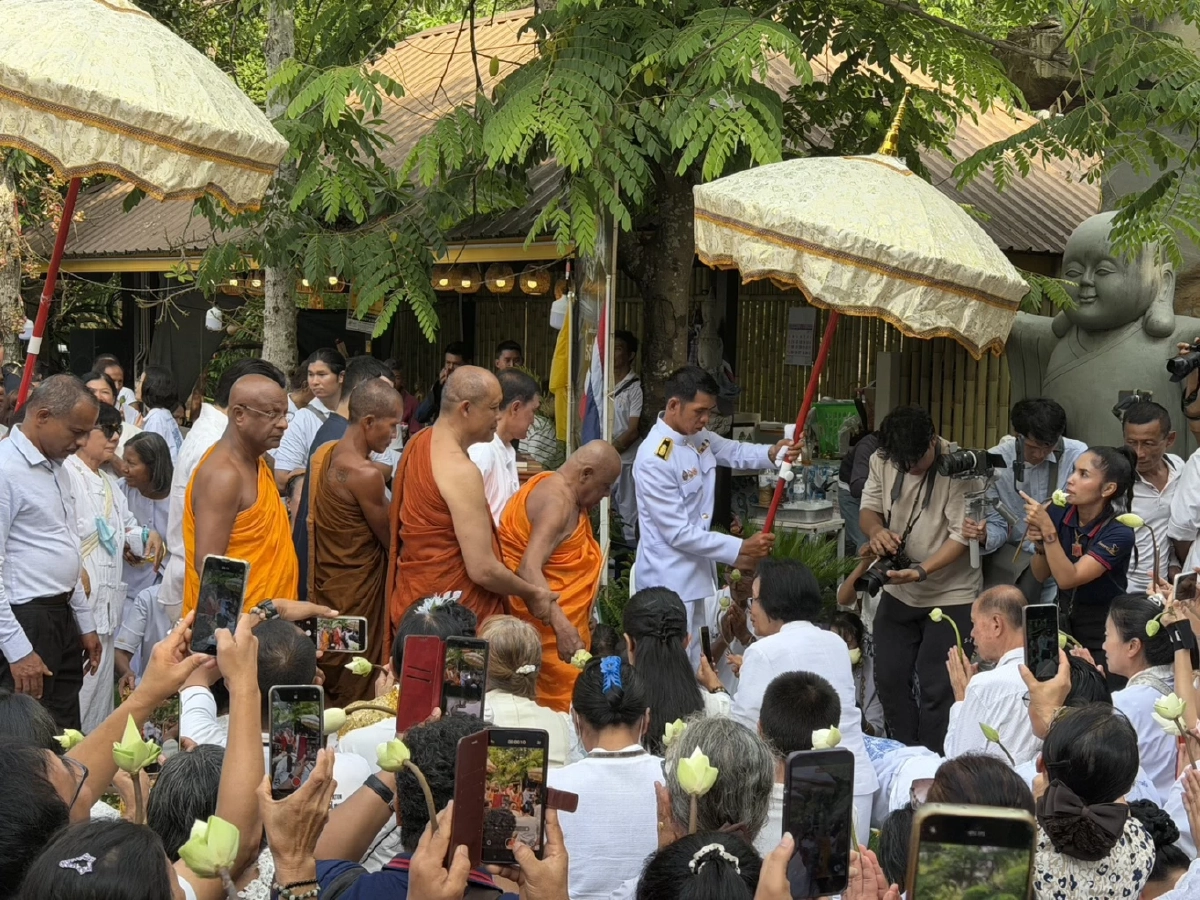 สังฆราชศรีลังกา เสด็จสมโภช "พระเจ้าอโศกมหาราช" ยอดภูผาสูง