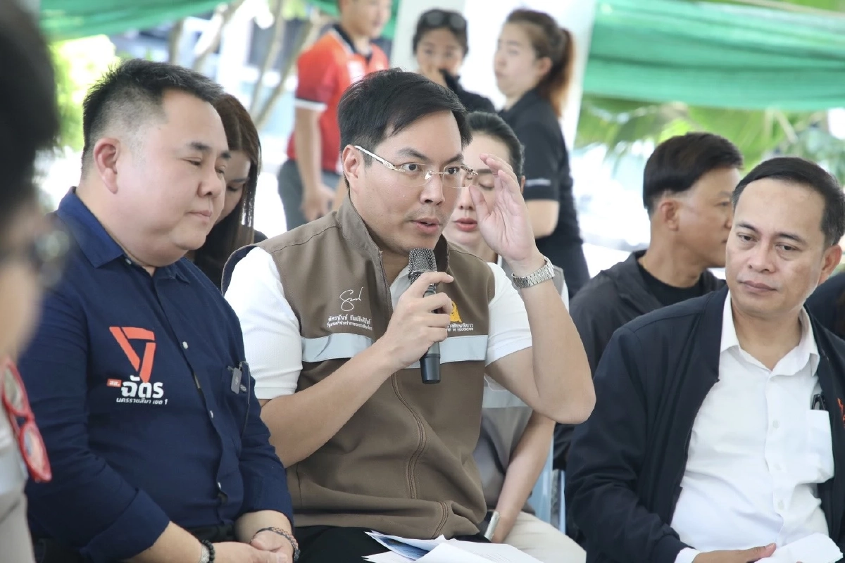 "สส.ฉัตร" พรรคส้มตบมือรัวๆ "รมช.อัครนันท์" สปิริตแรงลงโคราชแก้ตึกเรียนทรุด