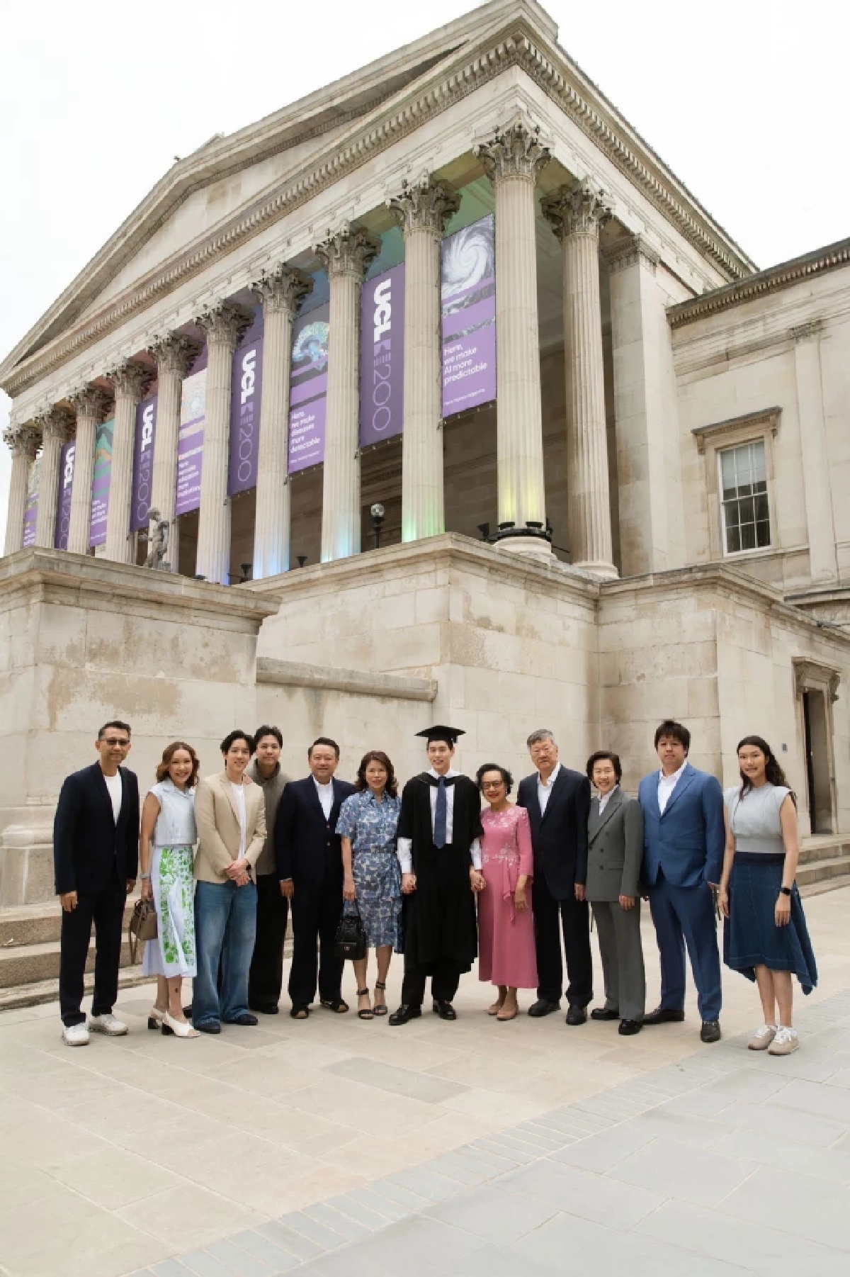 "บิวกิ้น" คว้าปริญญาโท University College London (UCL) ณ กรุงลอนดอน