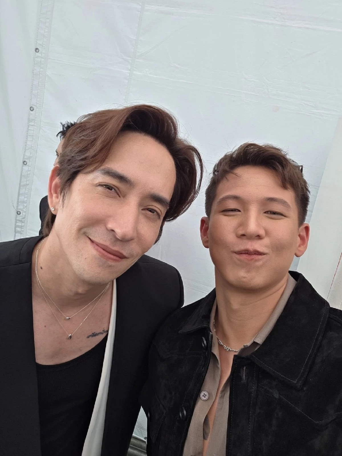 "ทราย สก๊อต" กับ "หลุยส์ สก๊อต" เป็นอะไรกัน? ย้อนอ่านโพสต์ สุดอบอุ่น