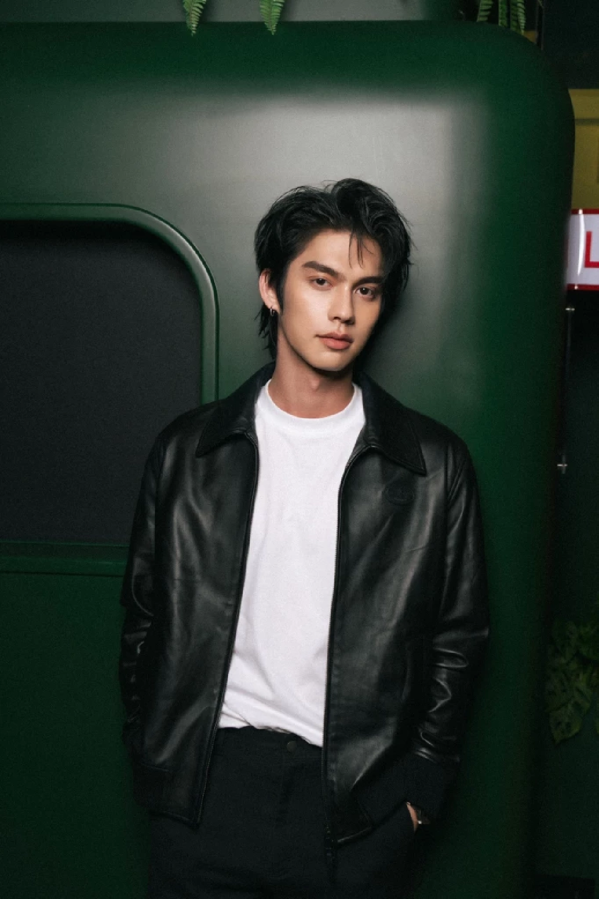 "ไบร์ท วชิรวิชญ์" สร้างปรากฏการณ์ไวรัลทั่วโลก คลิปทะลุ 70 ล้านวิวใน 4 วัน