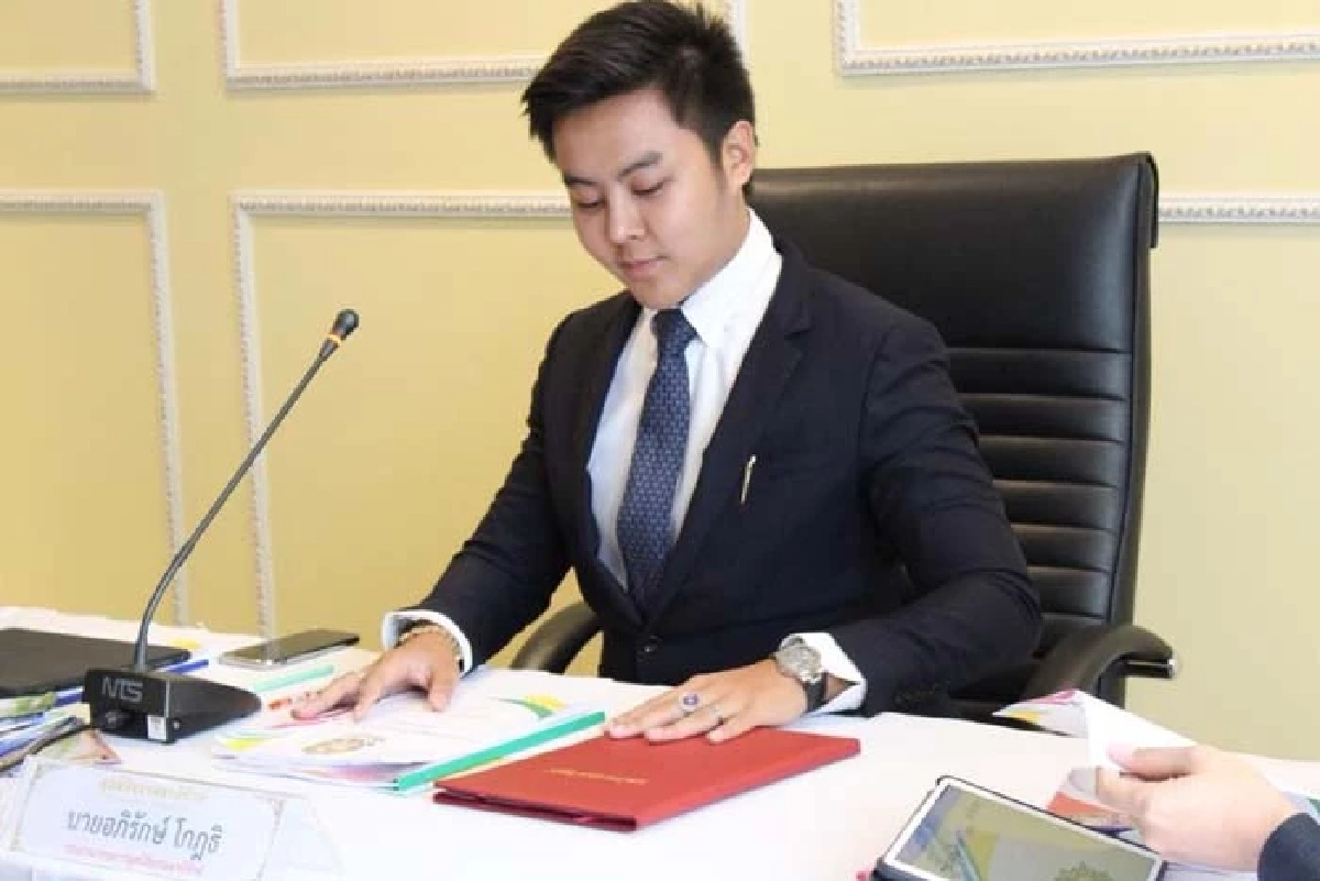 ‘Forex-3D’ คืออะไร?  ย้อนกลโกง มหากาพย์หมื่นล้าน  ‘ดารา-นักการเมือง’ เอี่ยวคดีเพียบ