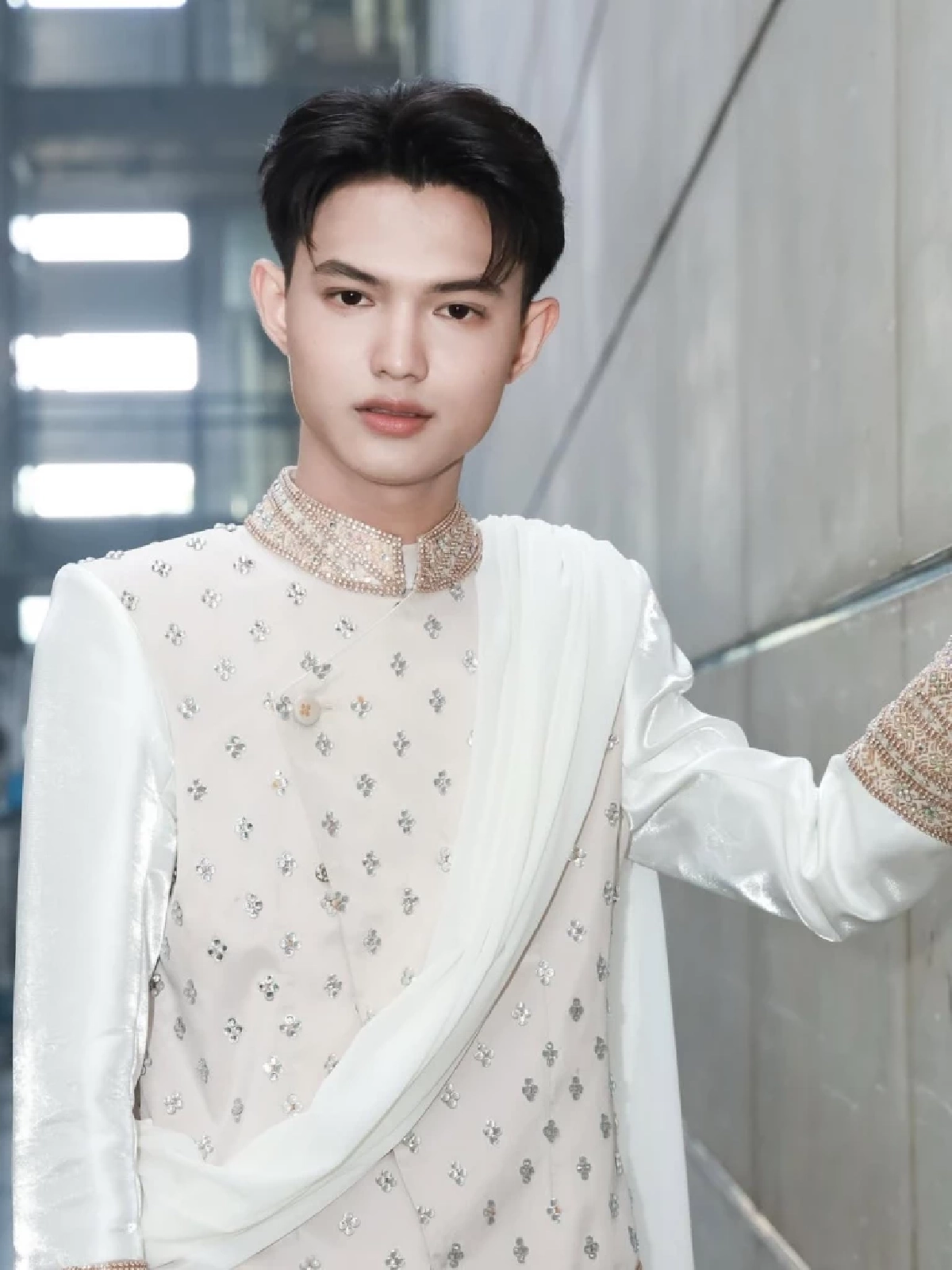 เปิดวาร์ป 'อ้น ภานุวัฒน์' ดาวรุ่งลูกทุ่ง ชิงช้าสวรรค์ ครบเครื่อง