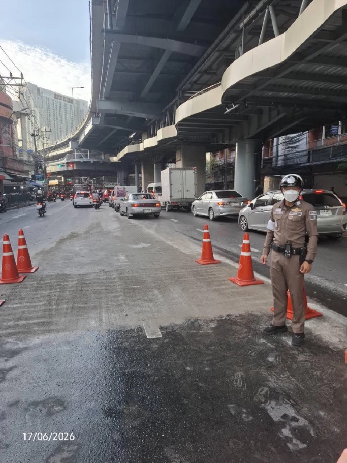 อัปเดต "ถนนลาดพร้าว" ทรุดตัว ซ่อมเสร็จแล้ว เปิดการจราจรเช้านี้