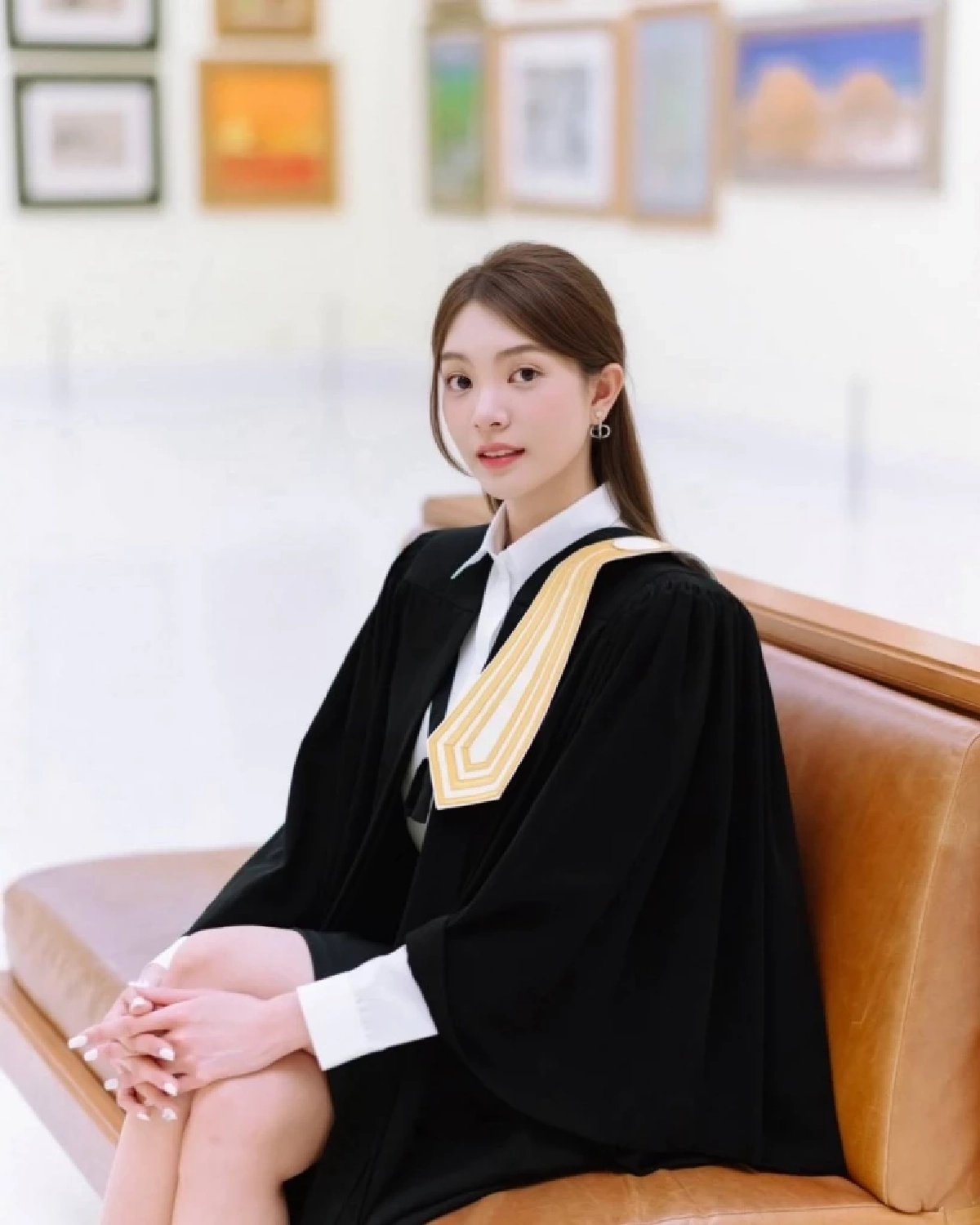 เปิดวาร์ป "ทนายบุญ นภัทร" สาวสวยโปรไฟล์ปัง ร่วมงานช่อง 3 ถูกจับตาฮือฮา