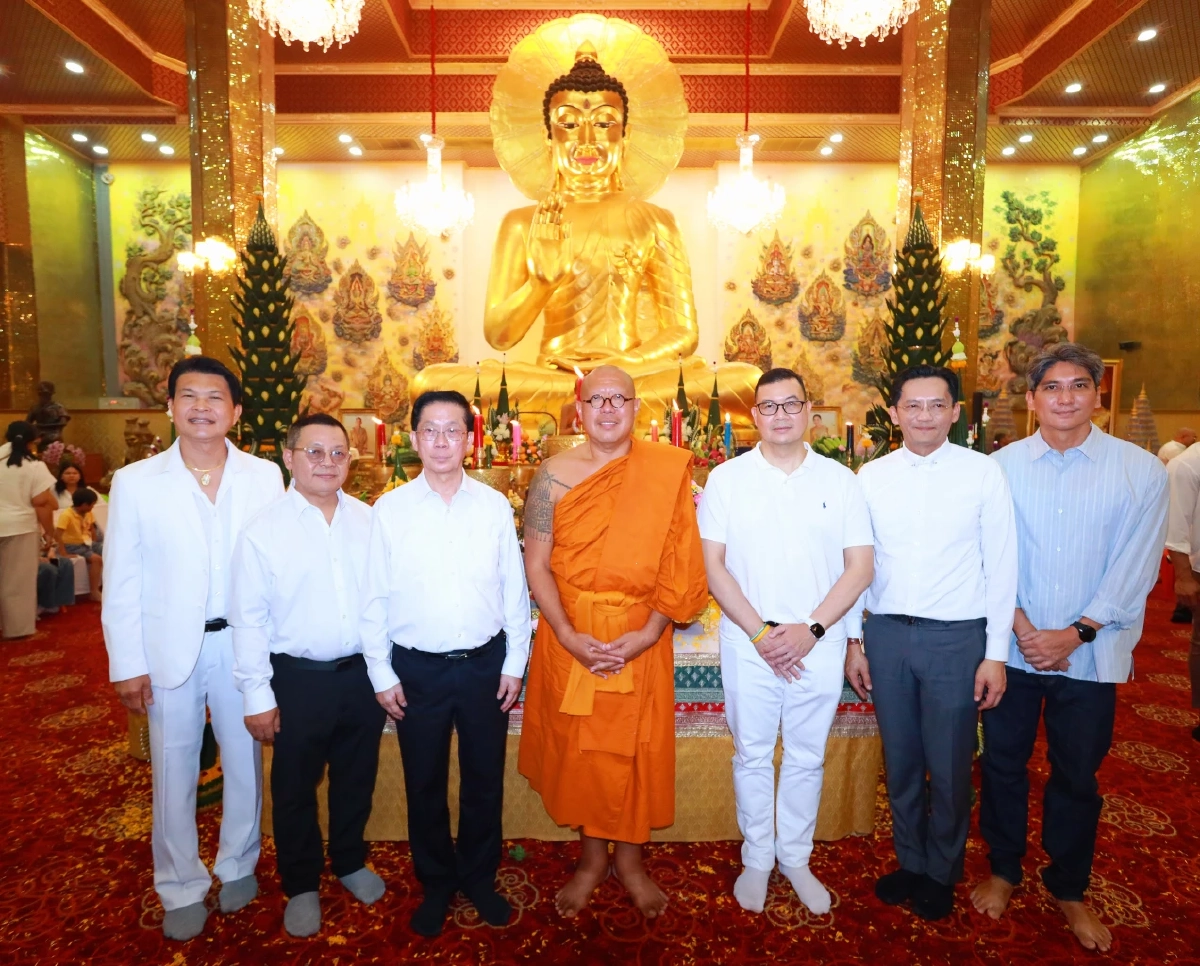 ศิลปินดารา ไหว้ครูบูรพาจารย์ "หลวงพ่อพูล" ละสังขาร 20 ปี