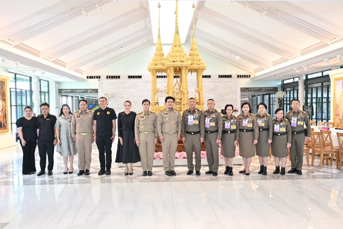 รมว.ท่องเที่ยวฯ เยือนศูนย์ศิลปาชีพเกาะเกิด สืบสานพระราชปณิธาน "พระพันปีหลวง"